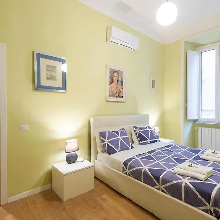 Luxury Three Bedrooms Flat In Center * רומא