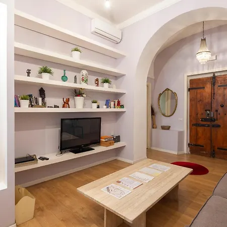דירה Luxury Three Bedrooms Flat In Center רומא