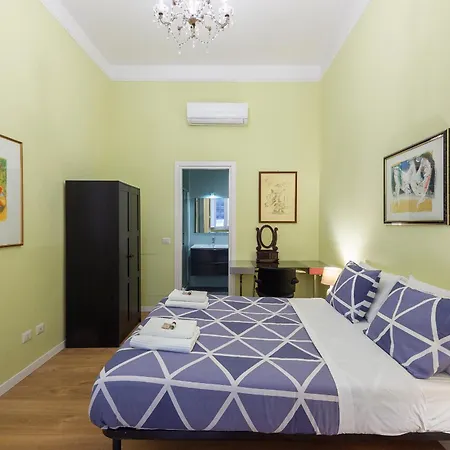 דירה Luxury Three Bedrooms Flat In Center רומא