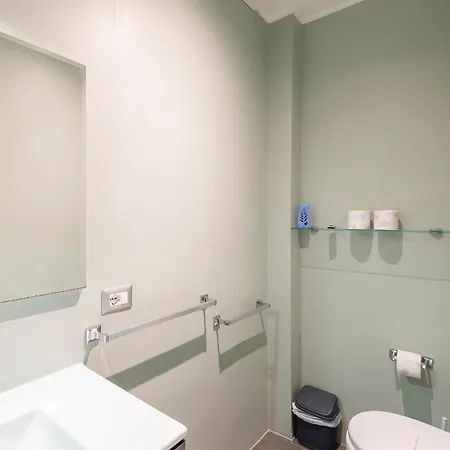 Luxury Three Bedrooms Flat In Center דירה
