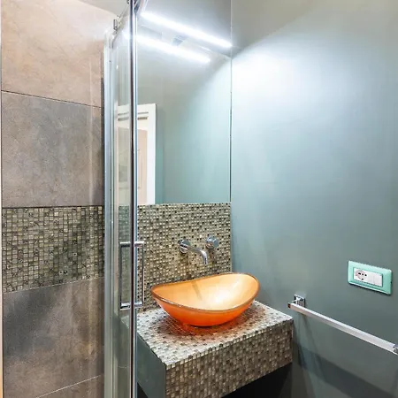 דירה Luxury Three Bedrooms Flat In Center *