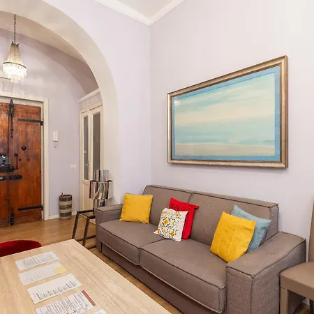 Appartement Luxury Three Bedrooms Flat In Center