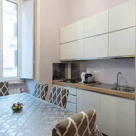 Luxury Three Bedrooms Flat In Center Appartement